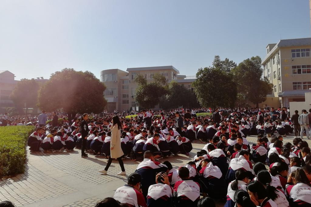 图为 消防演练现场