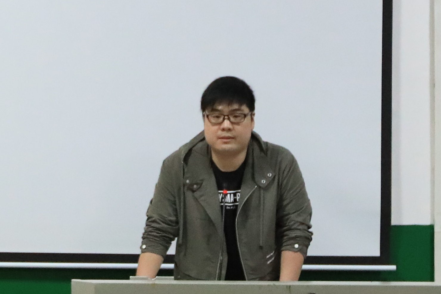 图为 刘畅发言(朱嘉昕 摄)